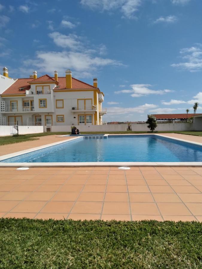 Palmeiras Apartement - T1 Com Piscina Baleal Exterior foto